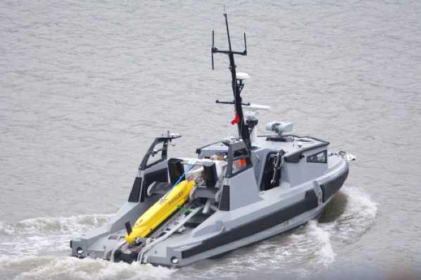 22 March 2019 - 12-15-36-1.jpg
Apollo’, an autonomous mine warfare operations vessel (read 'unmanned') came into Dartmouth. Operated by Thales it's a vision of the future.
